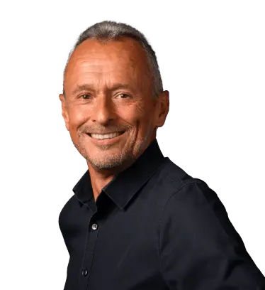 DR. MARKUS BRAUN